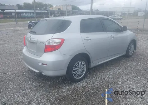 2011 Toyota Corolla Matrix z USA, uszkodzony, nr VIN 2T1KU4EE1BC540071